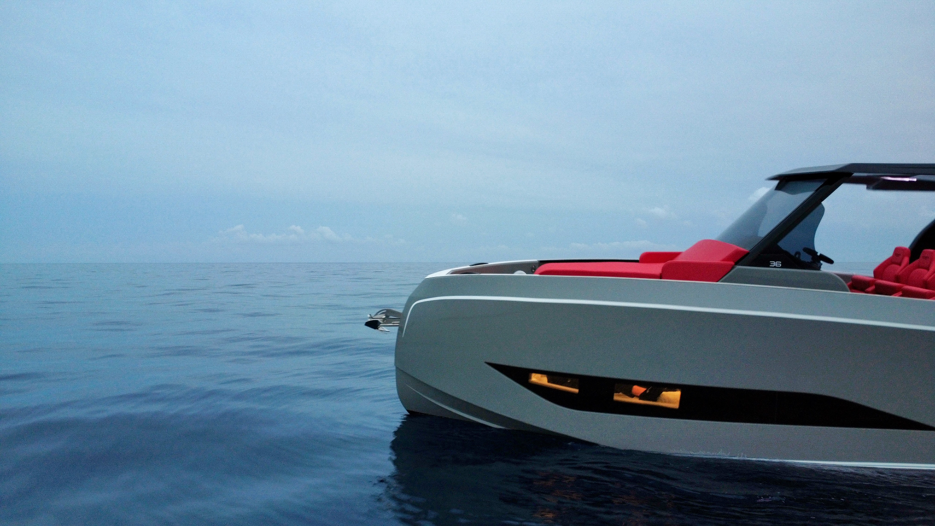 Bow with character. Design details that define the Kumbra identity: power and sophistication.