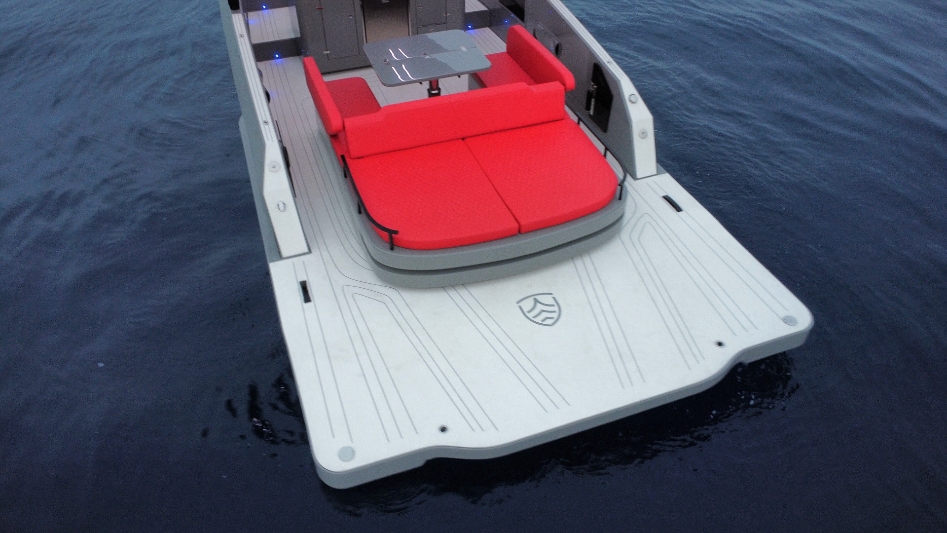 XL platform protagonist. More space, more comfort and perfect access.